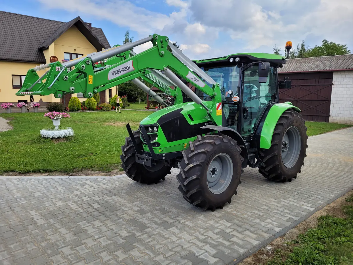 https://traktor24.pl/wp-content/uploads/2023/08/Deutz_Fahr_5125-1_Tomasz_Kuchta_Traktor24.pl_.jpg.webp