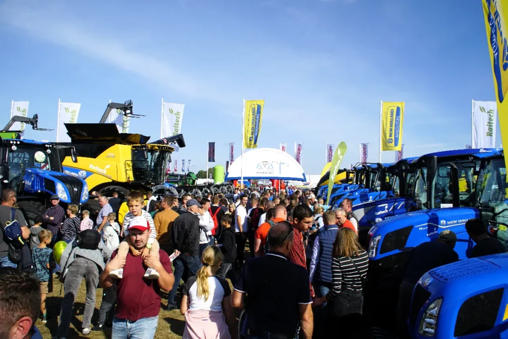 Bilety na Agro Show 2023 można kupić bezpośrednio przed wejściem na wystawę. Lepiej jednak zrobić to wcześniej przez Internet, a konkretnie poprzez platformę ebilet.pl, gdzie procedura zajmie kilka minut fot. TRAKTOR24