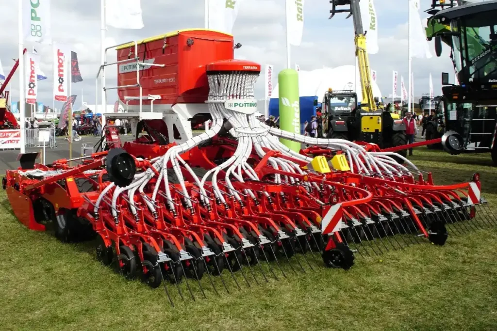 Pöttinger na targach Agro Show 2023 zaprezentował paletę maszyn uprawowo-siewnych © Traktor24.pl
