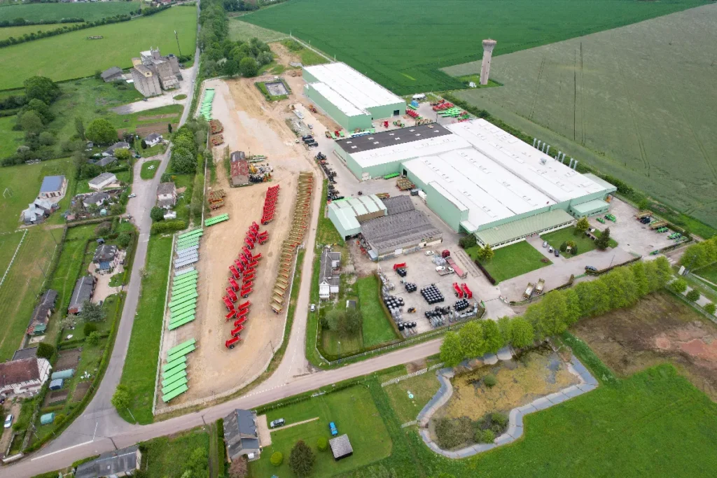 Francuska fabryka Leboulch w La Vieille-Lyre (Normandia) powiększy się o budynek mający 6000 m kwad. powierzchni fot. materiały prasowe
