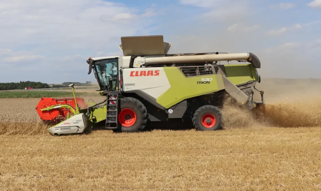 Claas Trion 530 27 fot. Tomasz Kuchta