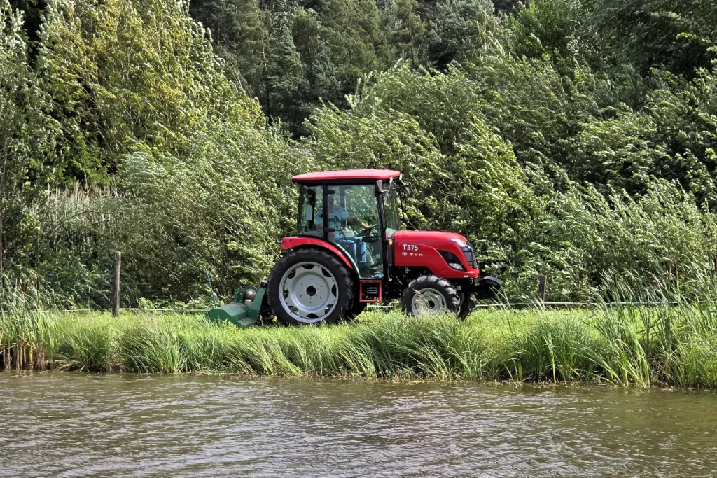 Odwiedziliśmy rolnika, który sprzedał Ursusa C-360 i w firmie Pronar kupił ciągnik Tym T575 fot. TRAKTOR24