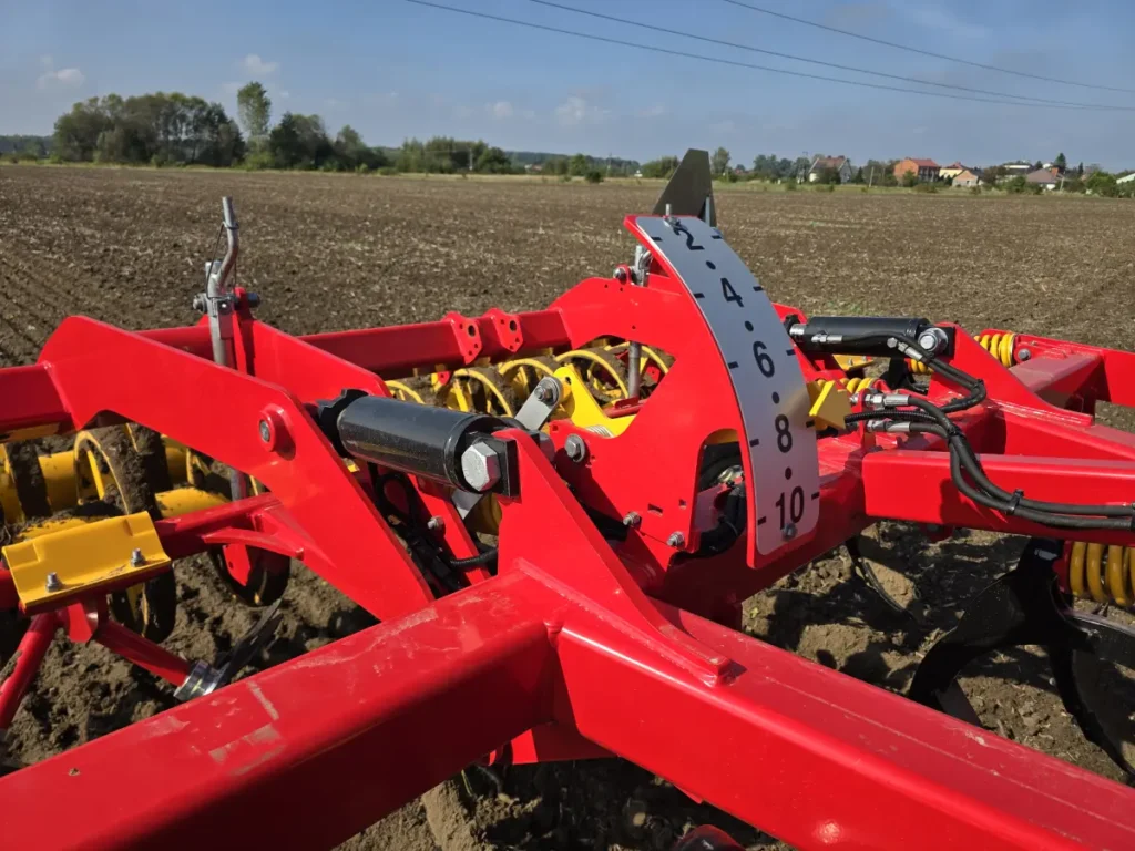 Testowy egzemplarz Cultusa został wyposażony w hydrauliczną regulację głębokości roboczej fot. Tomasz Kuchta