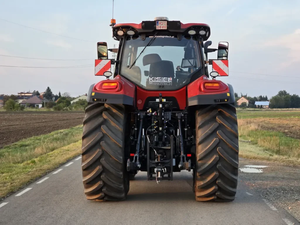 Testowany egzemplarz Pumy 200 otrzymał opony o rozmiarze 710/60/R42 z tyłu oraz 600/60R30 z przodu fot. Tomasz Kuchta