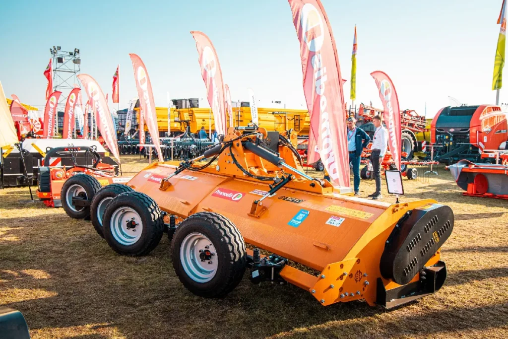 Czym jest Promodis? To spółdzielnia zrzeszająca niezależne firmy handlowe z Europy. Wśródn ich jest marka Berti, producent m.in. mulczerów pokazanych na Agro Show 2024 fot. materiały firmowe