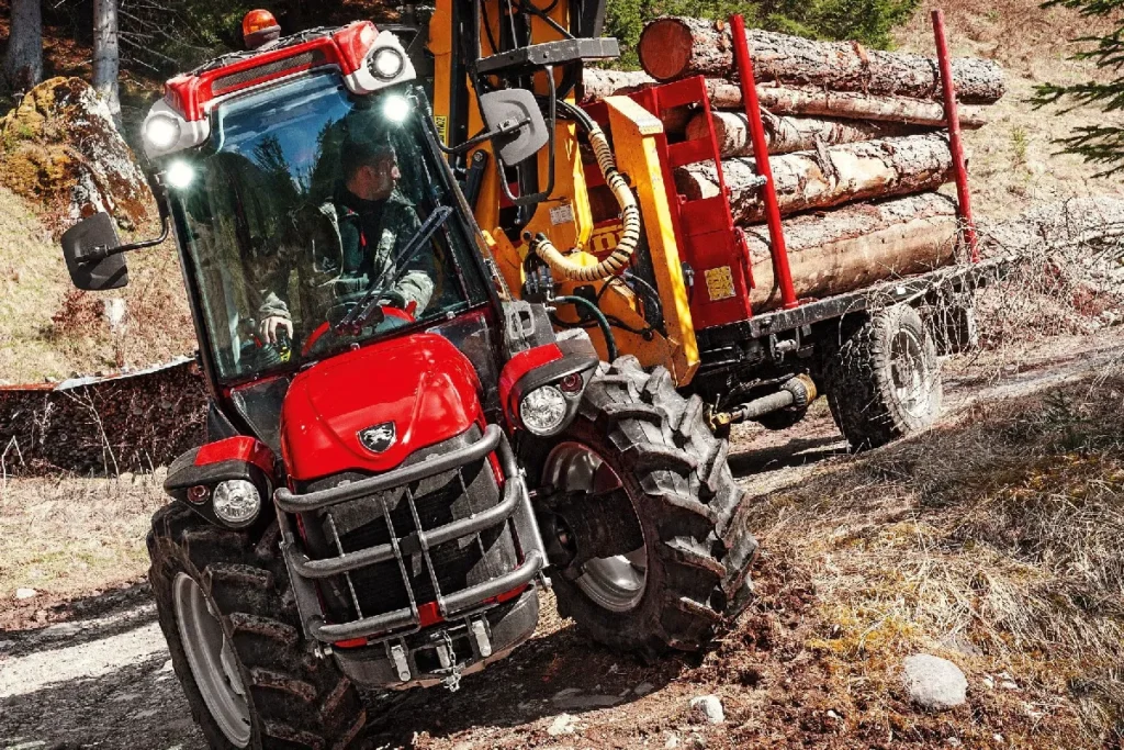 W kategorii ciągników specjalistycznych (Specialized) Jury najwyżej oceniło traktor Antonio Carraro Tony 8900 TRG fot. materiały prasowe